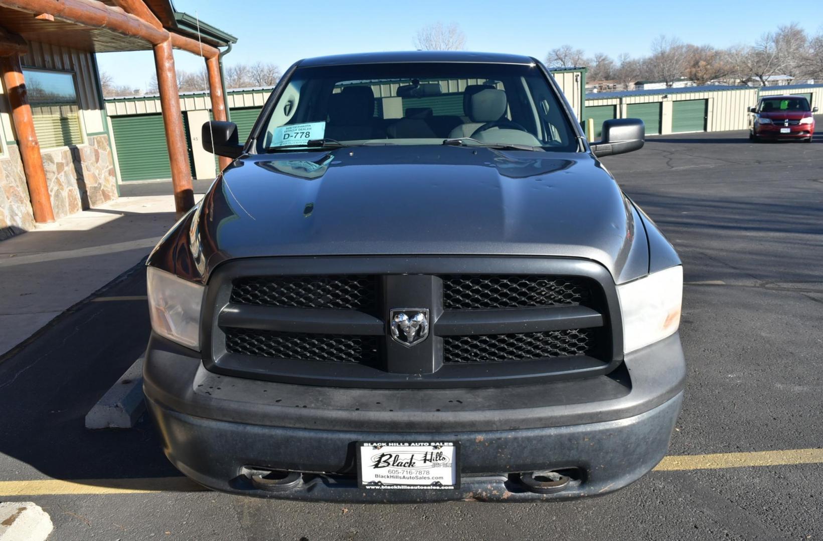 2012 RAM Ram 1500 Pickup ST photo 4