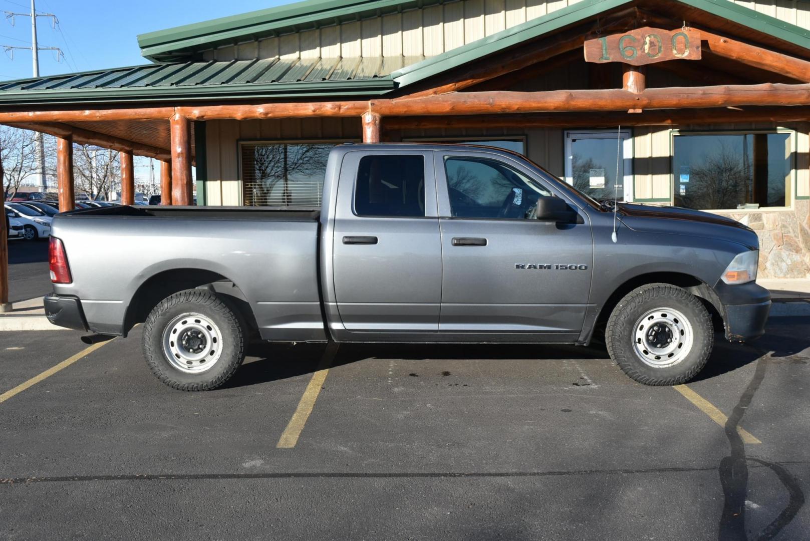 2012 RAM Ram 1500 Pickup ST photo 10