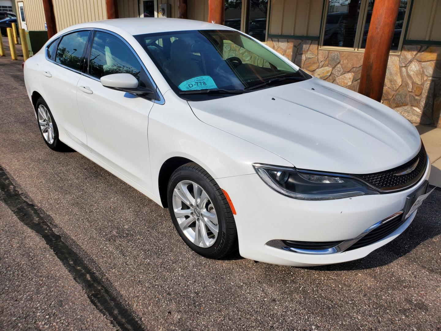 2016 White /Beige Chrysler 200 Limited (1C3CCCAB0GN) with an 2.4L 4 Cyl Multiair engine, 9-Speed Automatic transmission, located at 1600 E Hwy 44, Rapid City, SD, 57703, (605) 716-7878, 44.070232, -103.171410 - Photo#0