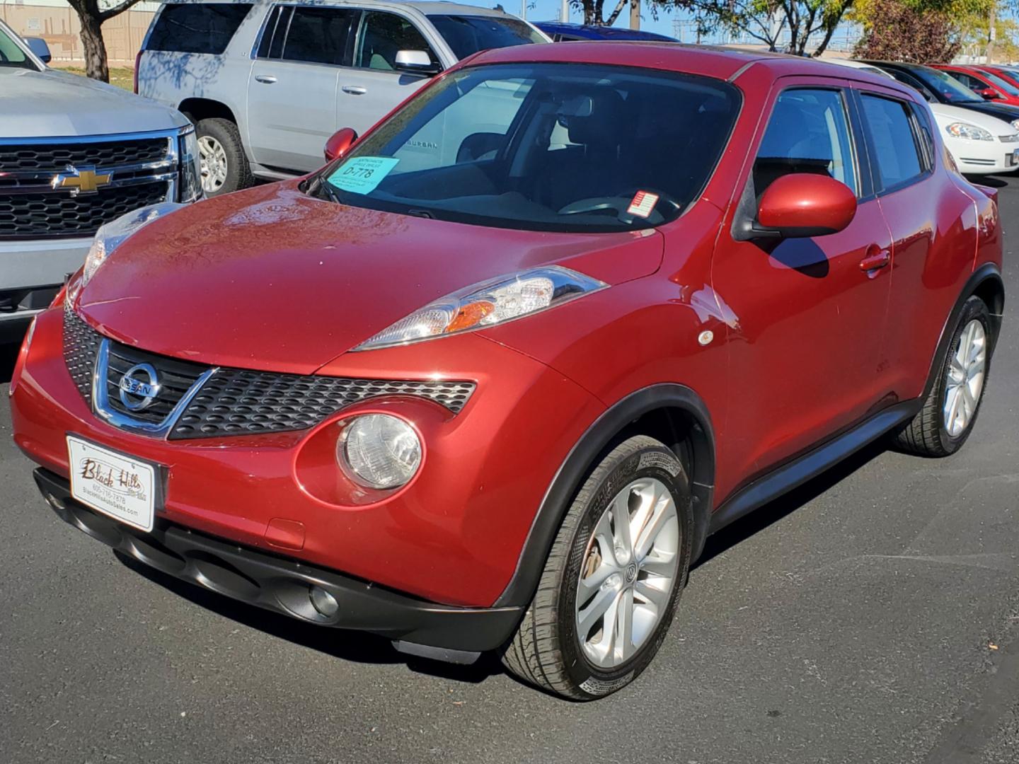 2013 Maroon Nissan Juke SL (JN8AF5MV1DT) with an 1.6L 4 Cyl Turbocharged engine, 1-Speed CVT transmission, located at 1600 E Hwy 44, Rapid City, SD, 57703, (605) 716-7878, 44.070232, -103.171410 - Photo#2