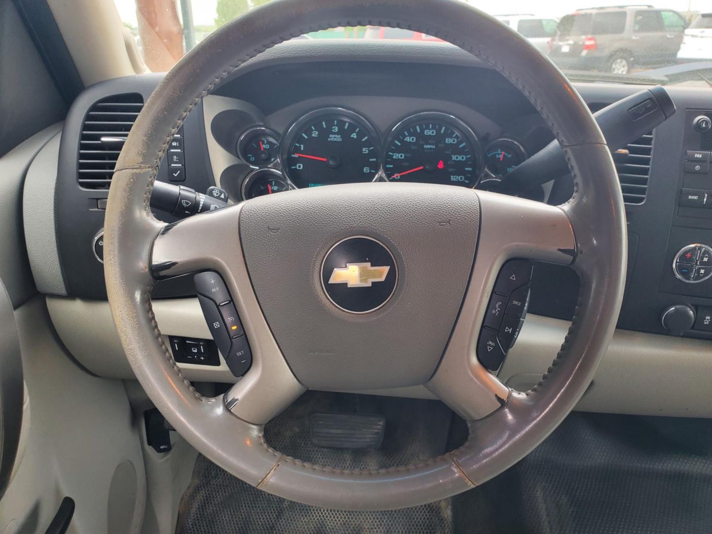 2012 Black Chevrolet Silverado 2500 HD LT (1GC1KXCG9CF) with an VORTEC 6.0L V-8 VVT SFI engine, 6-Speed Automatic, Heavy-Duty, Electronically Controlled transmission, located at 1600 E Hwy 44, Rapid City, SD, 57703, (605) 716-7878, 44.070232, -103.171410 - Photo#15