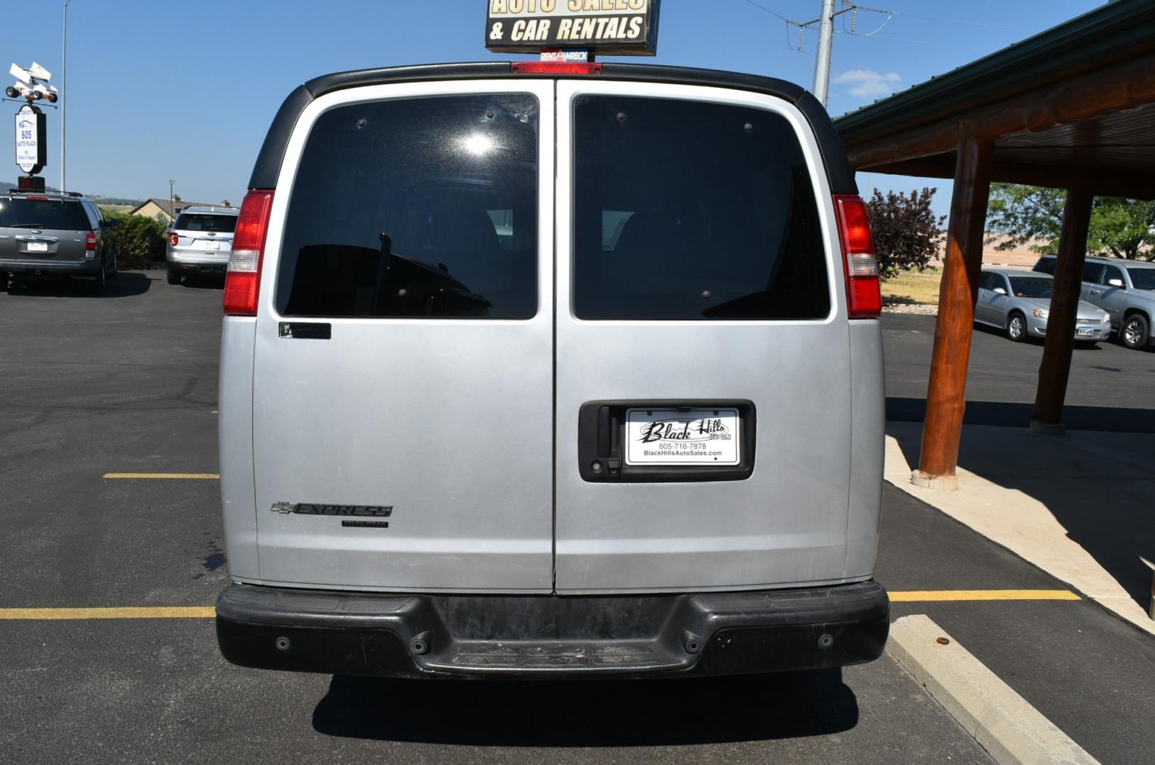 2015 Silver /Gray Chevrolet Express 2500 LS (1GAWGPFG8F1) with an 6.0L Vortec V-8 SFI engine, 6-Speed Automatic, Heavy-Duty, Electronically Controlled transmission, located at 1600 E Hwy 44, Rapid City, SD, 57703, (605) 716-7878, 44.070232, -103.171410 - Photo#6