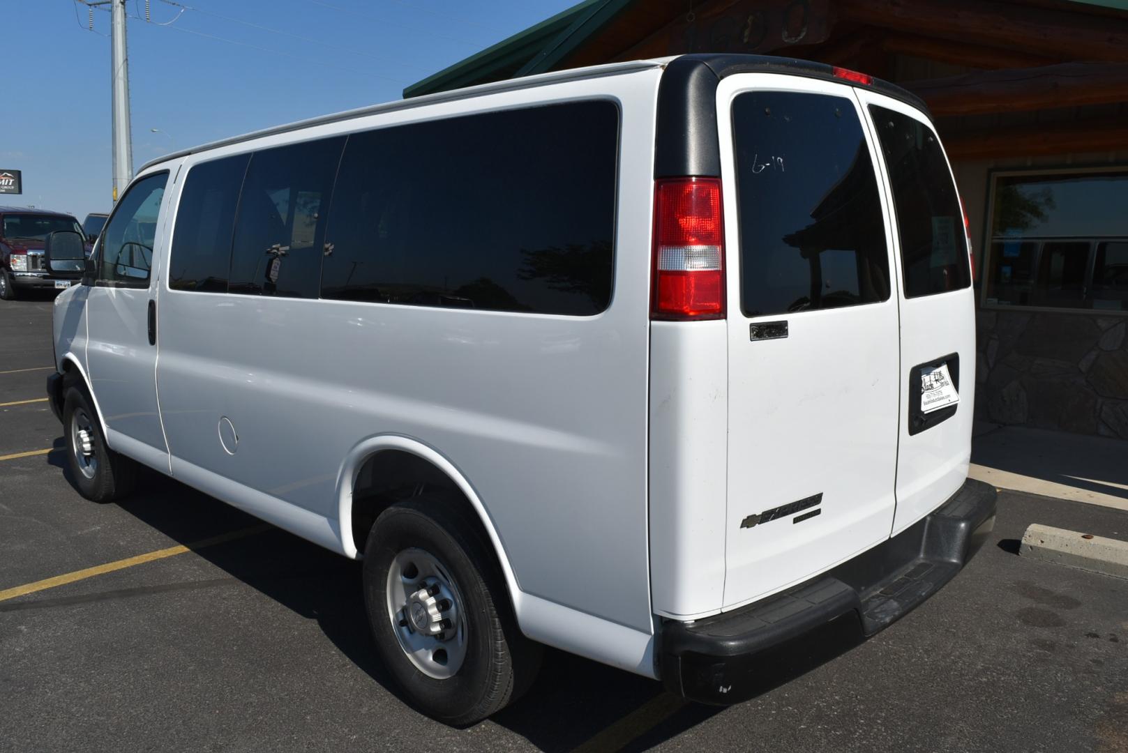 2015 White /Gray Chevrolet Express 2500 LS (1GAWGPFG7F1) with an 6.0L Vortec V-8 SFI engine, 6-Speed Automatic, Heavy-Duty, Electronically Controlled transmission, located at 1600 E Hwy 44, Rapid City, SD, 57703, (605) 716-7878, 44.070232, -103.171410 - Photo#6