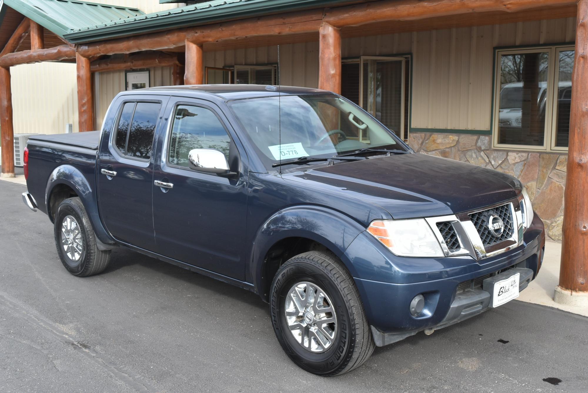 photo of 2016 Nissan Frontier SV 4X4 Pickup Truck