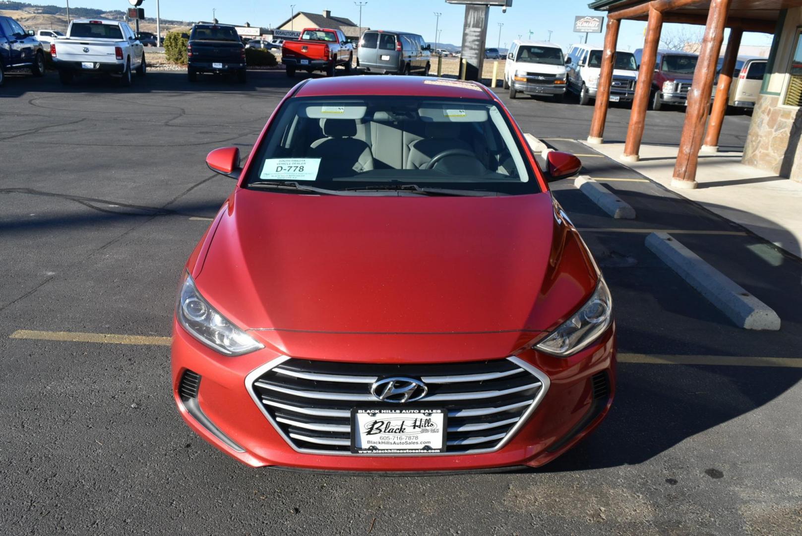 2018 Red /Gray Hyundai Elantra SEL (5NPD84LF5JH) with an 2.0L 4 Cyl engine, 6-Speed Automatic w/ OD transmission, located at 1600 E Hwy 44, Rapid City, SD, 57703, (605) 716-7878, 44.070232, -103.171410 - Photo#1