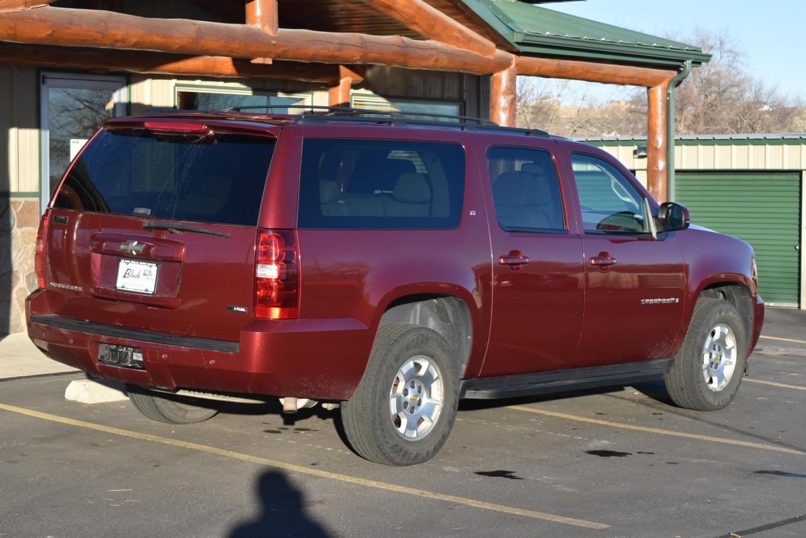 2009 Chevrolet Suburban null photo 16