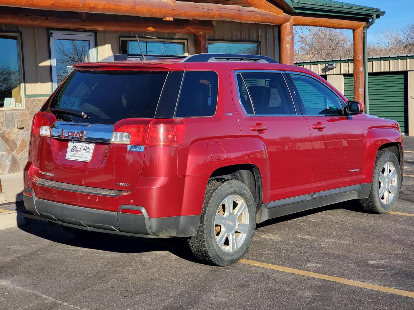 2015 Red /Black GMC Terrain SLT (2GKFLXEK6F6) with an 2.4L DOHC 4-CYLINDER SIDI engine, 6-Speed Automatic transmission, located at 1600 E Hwy 44, Rapid City, SD, 57703, (605) 716-7878, 44.070232, -103.171410 - Photo#6